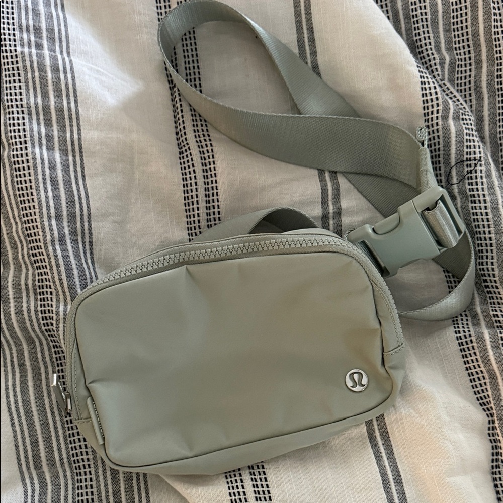 lululemon athletica Sage Green Belt Bag